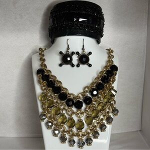 Chunky Bib Necklace Gold Tone Statement Necklace Bracelet Earrings